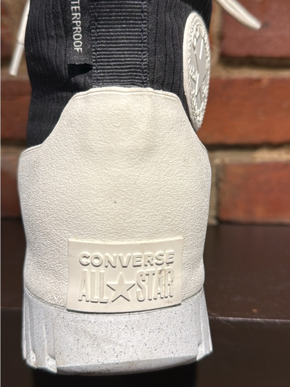 Converse White and Black High-Top All Star Boot. Wome’s Sz 9 Men’s Sz 7 - Picture 4 of 7